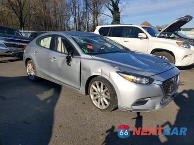 Czwarte zdjęcie samochodu z boku: 2017 MAZDA 3 TOURING VIN:JM1BN1V77H1101452 - miniatura