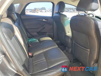 Zdjęcie 10 z 12 samochodu: 2014 FORD FOCUS SE VIN:1FADP3K28EL381105 - miniatura