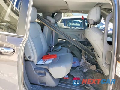 Zdjęcie 11 z 13 samochodu: 2021 TOYOTA SIENNA XLE VIN:5TDYRKEC7MS063378 - miniatura