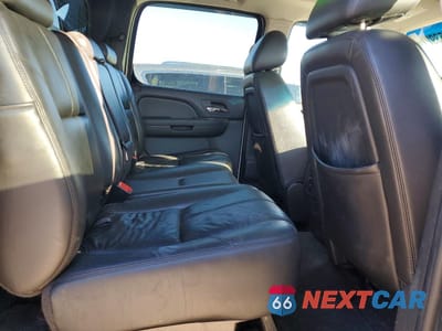 Zdjęcie 10 z 12 samochodu: 2010 CHEVROLET AVALANCHE LT VIN:3GNVKFE08AG258248 - miniatura