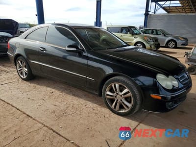 Czwarte zdjęcie samochodu z boku: 2008 MERCEDES-BENZ CLK 350 VIN:WDBTJ56H98F250798 - miniatura
