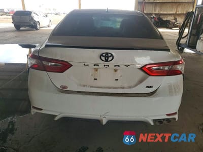 Zdjęcie 6 z 12 samochodu: 2020 TOYOTA CAMRY SE VIN:4T1G11AK2LU328420 - miniatura
