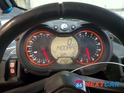 Zdjęcie 8 z 11 samochodu: 2019 CAN-AM MAVERICK X3 X RC TURBO R VIN:3JBVVAW48KK000124 - miniatura
