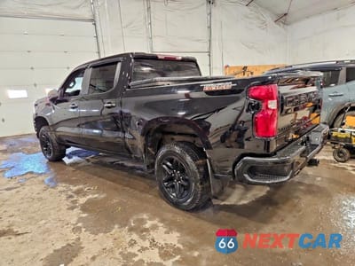 Drugie zdjęcie samochodu z przodu: 2021 CHEVROLET SILVERADO K1500 TRAIL BOSS CUSTOM VIN:1GCPYCEF6MZ401091 - miniatura