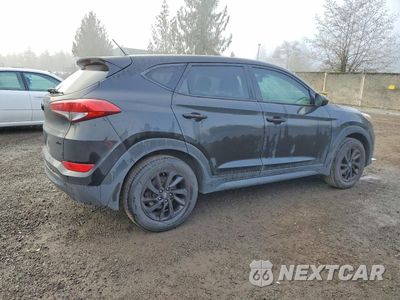 Trzecie zdjęcie samochodu z tyłu: 2018 HYUNDAI TUCSON SE VIN:KM8J2CA42JU639455 - miniatura