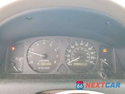 Zdjęcie 9 z 11 samochodu: 2001 TOYOTA COROLLA LE VIN:2T1BR12E01C465897 - miniatura