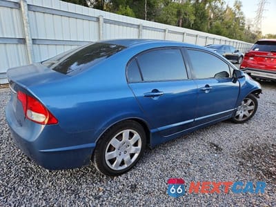 Trzecie zdjęcie samochodu z tyłu: 2010 HONDA CIVIC LX VIN:2HGFA1F5XAH322773 - miniatura