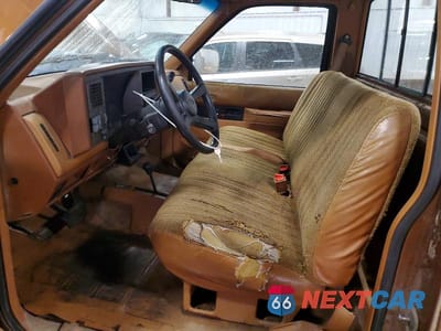 Zdjęcie 7 z 13 samochodu: 1989 CHEVROLET GMT-400 K1500 VIN:1GCDK14K5KE226456 - miniatura