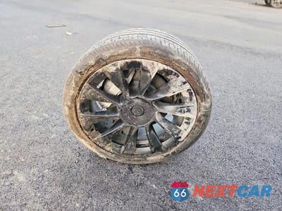 Zdjęcie 12 z 12 samochodu: 2025 TESLA MODEL Y VIN:7SAYGDEE3SF243870 - miniatura