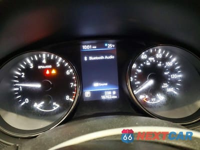 Zdjęcie 9 z 12 samochodu: 2019 NISSAN ROGUE S VIN:5N1AT2MV0KC784514 - miniatura