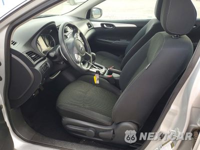 Zdjęcie 7 z 12 samochodu: 2019 NISSAN SENTRA S VIN:3N1AB7AP3KY227892 - miniatura