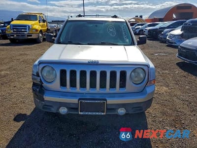 Piąte zdjęcie samochodu w środku: 2011 JEEP PATRIOT SPORT VIN:1J4NT1GAXBD270974 - miniatura