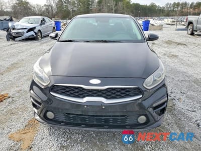 Piąte zdjęcie samochodu w środku: 2020 KIA FORTE LXS VIN:3KPF24AD1LE218683 - miniatura