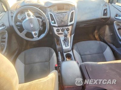 Zdjęcie 8 z 13 samochodu: 2014 FORD FOCUS SE VIN:1FADP3K23EL301998 - miniatura