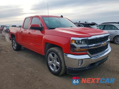 Czwarte zdjęcie samochodu z boku: 2017 CHEV SILVERADO K1500 LT VIN:1GCVKREC2HZ150710 - miniatura