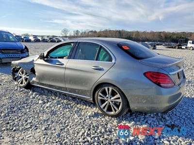 Drugie zdjęcie samochodu z przodu: 2015 MERCEDES-BENZ C 300 VIN:55SWF4JB0FU056433 - miniatura
