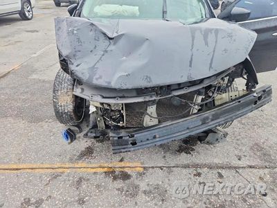 Zdjęcie 11 z 12 samochodu: 2015 NISSAN SENTRA S VIN:3N1AB7AP7FY278446 - miniatura