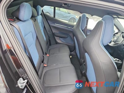 Zdjęcie 10 z 11 samochodu: 2025 VOLVO EX30 PLUS VIN:YV4EK3ZK5SS107054 - miniatura