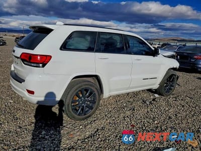 Trzecie zdjęcie samochodu z tyłu: 2018 JEEP GRAND CHEROKEE LAREDO VIN:1C4RJFAG7JC104374 - miniatura