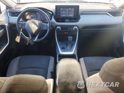 Zdjęcie 8 z 13 samochodu: 2020 TOYOTA RAV4 XLE VIN:2T3P1RFV3LW094412 - miniatura