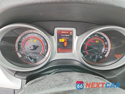 Zdjęcie 9 z 12 samochodu: 2019 DODGE JOURNEY SE VIN:3C4PDCBB2KT778650 - miniatura