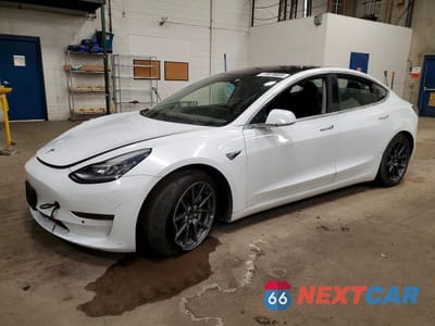 2018 TESLA MODEL 3 AWD 4D SEDAN LONG RANGE BATTERY 5YJ3E1EB0JF085388 - główne zdjęcie licytacji z USA - miniatura