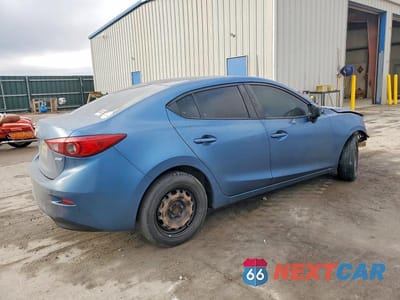 Trzecie zdjęcie samochodu z tyłu: 2018 MAZDA 3 SPORT VIN:3MZBN1U79JM159831 - miniatura