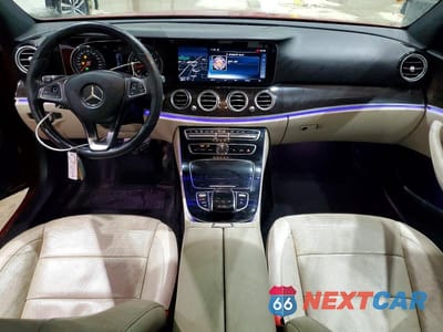 Zdjęcie 8 z 12 samochodu: 2017 MERCEDES-BENZ E 300 VIN:WDDZF4JB0HA196739 - miniatura