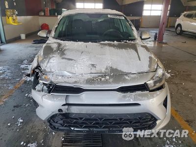 Piąte zdjęcie samochodu w środku: 2023 KIA RIO LX VIN:3KPA24AD4PE563836 - miniatura