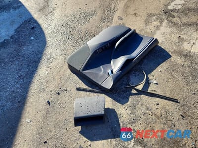 Zdjęcie 12 z 13 samochodu: 2018 TESLA MODEL S VIN:5YJSA1E22JF276687 - miniatura