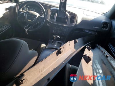 Zdjęcie 8 z 12 samochodu: 2019 DODGE CHARGER R/T VIN:2C3CDXCT8KH513189 - miniatura