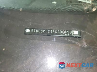 Zdjęcie 14 z 15 samochodu: 2025 TOYOTA SIENNA XSE VIN:5TDCSKFC1SS200499 - miniatura