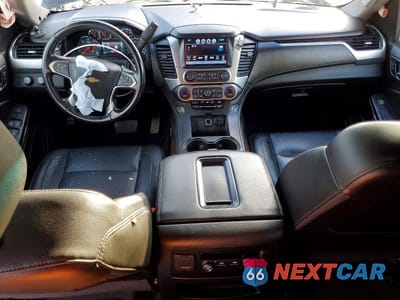 Zdjęcie 8 z 13 samochodu: 2019 CHEVROLET SUBURBAN K1500 LT VIN:1GNSKHKC1KR390296 - miniatura
