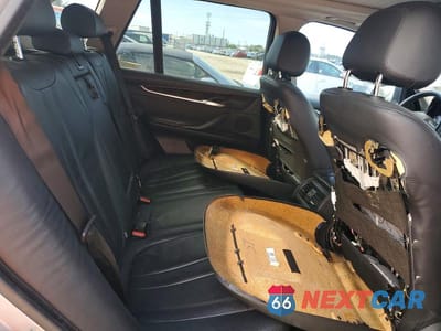 Zdjęcie 11 z 12 samochodu: 2014 BMW X5 SDRIVE35I VIN:5UXKR2C52E0H32429 - miniatura