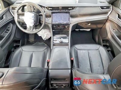 Zdjęcie 8 z 13 samochodu: 2024 JEEP GRAND CHEROKEE LIMITED VIN:1C4RJHBG2RC261428 - miniatura