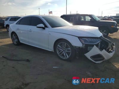 Czwarte zdjęcie samochodu z boku: 2022 AUDI A4 PREMIUM PLUS 45 VIN:WAUEAAF46NN013698 - miniatura