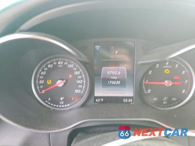 Zdjęcie 9 z 12 samochodu: 2017 MERCEDES-BENZ GLC 300 VIN:WDC0G4JB5HF186480 - miniatura