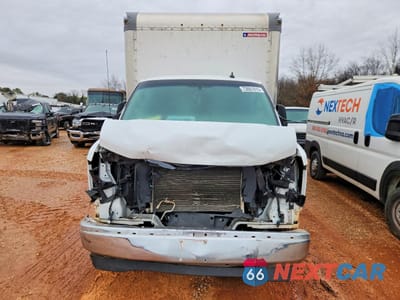Piąte zdjęcie samochodu w środku: 2021 CHEVROLET EXPRESS G3500 BOX TRUCK VIN:1GB3GSC79M1200005 - miniatura
