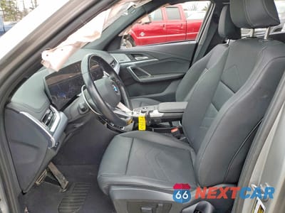 Zdjęcie 7 z 13 samochodu: 2023 BMW X1 XDRIVE28I VIN:WBX73EF00P5X10171 - miniatura