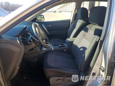 Zdjęcie 7 z 12 samochodu: 2013 NISSAN ROGUE S VIN:JN8AS5MT9DW504036 - miniatura