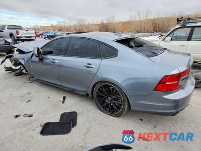 Drugie zdjęcie samochodu z przodu: 2017 VOLVO S90 VIN:YV1A22ML2H1001553 - miniatura