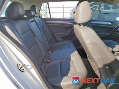 Zdjęcie 10 z 12 samochodu: 2015 VOLKSWAGEN GOLF VIN:3VW217AU7FM052356 - miniatura