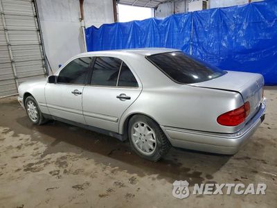 Drugie zdjęcie samochodu z przodu: 1999 MERCEDES-BENZ E 300TD VIN:WDBJF25H9XA939552 - miniatura