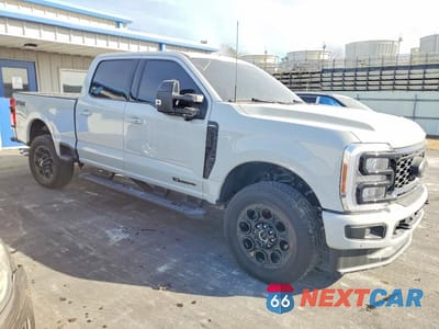 Czwarte zdjęcie samochodu z boku: 2025 FORD F250 SUPER DUTY VIN:1FT8W2BT0SEE02501 - miniatura