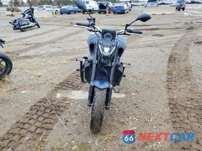Drugie zdjęcie samochodu z przodu: 2023 YAMAHA MT09 VIN:JYARN71E3PA004958 - miniatura