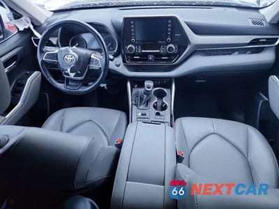 Zdjęcie 8 z 14 samochodu: 2022 TOYOTA HIGHLANDER XLE VIN:5TDGZRBH0NS193301 - miniatura