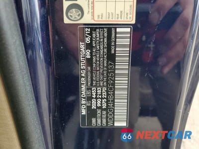 Zdjęcie 12 z 12 samochodu: 2012 MERCEDES-BENZ C 250 VIN:WDDGJ4HB4CF925137 - miniatura