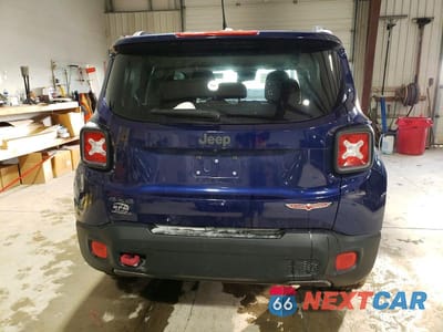 Zdjęcie 6 z 11 samochodu: 2016 JEEP RENEGADE TRAILHAWK VIN:ZACCJBCT4GPC47487 - miniatura