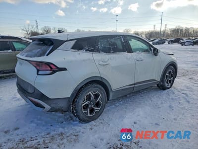 Trzecie zdjęcie samochodu z tyłu: 2024 KIA SPORTAGE LX VIN:KNDPU3DFXR7224030 - miniatura