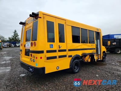 Czwarte zdjęcie samochodu z boku: 2025 FORD E450 SCHOOL BUS VIN:1FDFE4FN0SDD04359 - miniatura